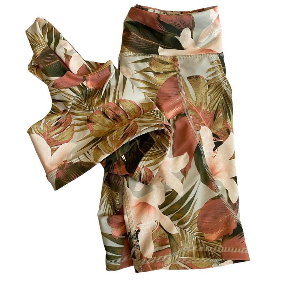 Girls Old Navy Powersoft Active Bike Short & Sports Bra Set Nude Floral Hues
